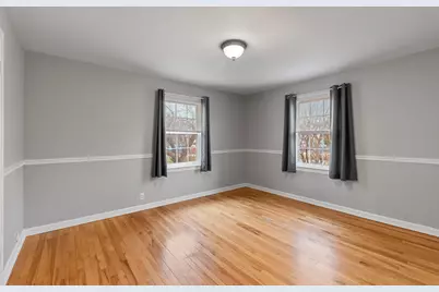 7561 W Beloit Rd, West Allis, WI 53219 - Photo 11