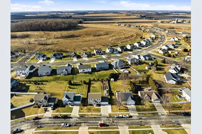 706  Bridlewood Ln, Watertown, WI 53094 - Photo 41