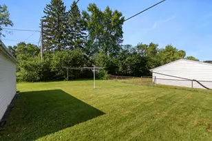 9313 W Clovernook St, Milwaukee, WI 53224 - Photo 25