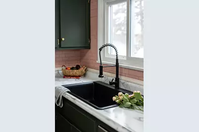 602 N Hartwell Ave, Waukesha, WI 53186 - Photo 23