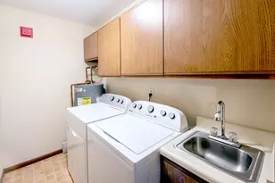 6920 Mariner Dr, Racine, WI 53406 - Photo 11