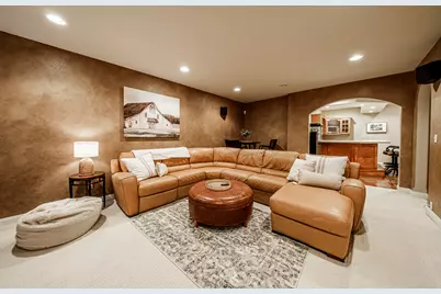 1403 E Bristlecone Dr, Hartland, WI 53029 - Photo 63