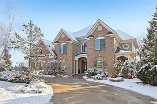 1403 E Bristlecone Dr, Hartland, WI 53029 - Photo 85