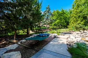 1403 E Bristlecone Dr, Hartland, WI 53029 - Photo 79