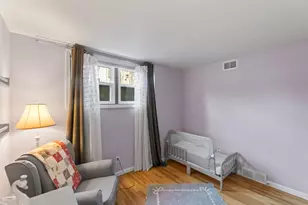 N114W16680 Crown Dr, Germantown, WI 53022 - Photo 17