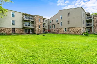 N114W16680  Crown Dr #9, Germantown, WI 53022 - Photo 23