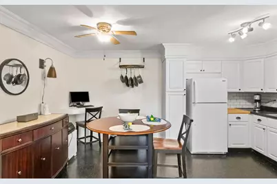 N114W16680  Crown Dr #9, Germantown, WI 53022 - Photo 11