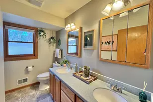 3290 Arroyo Rd, Brookfield, WI 53045 - Photo 25