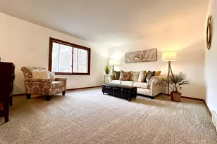 29933 Greenleaf Dr, Burlington, WI 53105 - Photo 7