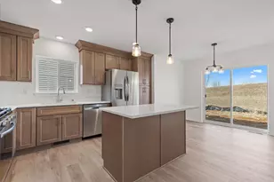 619 Belmont Dr, Watertown, WI 53094 - Photo 5