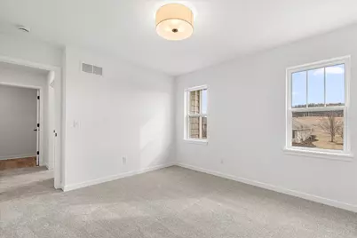 621  Belmont Dr, Watertown, WI 53094 - Photo 17