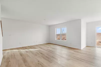 621  Belmont Dr, Watertown, WI 53094 - Photo 9