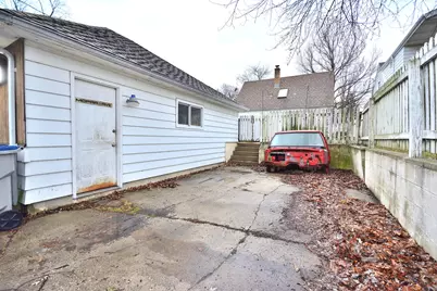 8104 W Center St, Milwaukee, WI 53222 - Photo 29