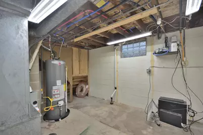 8104 W Center St, Milwaukee, WI 53222 - Photo 23
