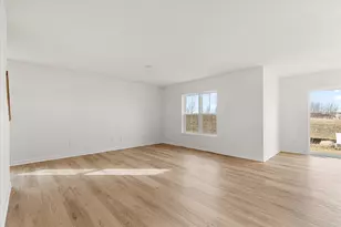 623 Belmont Dr, Watertown, WI 53094 - Photo 9