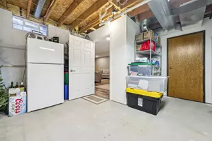 15630 W Ridge Rd, New Berlin, WI 53151 - Photo 31