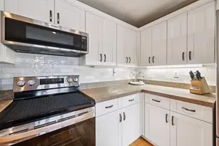 15630 W Ridge Rd, New Berlin, WI 53151 - Photo 15