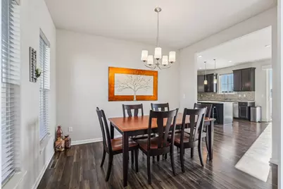 1819  Windrush Dr, Grafton, WI 53024 - Photo 11