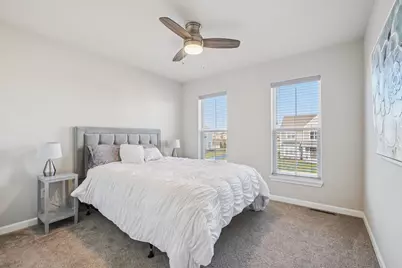 1819  Windrush Dr, Grafton, WI 53024 - Photo 17