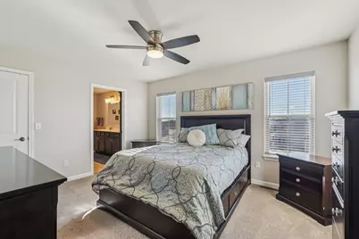 1819  Windrush Dr, Grafton, WI 53024 - Photo 21