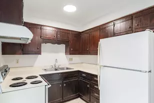 2602 Camelot Blvd, Sheboygan, WI 53081 - Photo 7