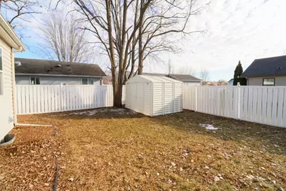 744  Troy St, Onalaska, WI 54650 - Photo 33
