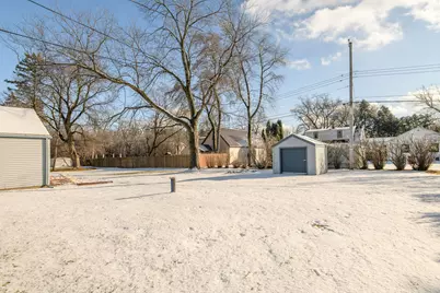 12509 W Park Ave, New Berlin, WI 53151 - Photo 7