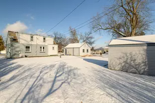 12509 W Park Ave, New Berlin, WI 53151 - Photo 5