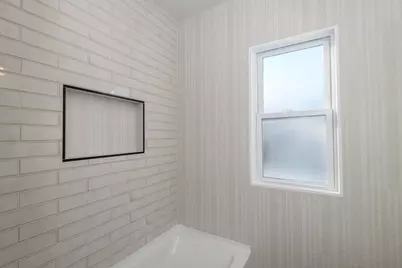 12509 W Park Ave, New Berlin, WI 53151 - Photo 21