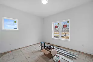 N66W20955 Sweet Clover Dr, Menomonee Falls, WI 53051 - Photo 11