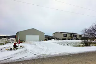 31201 Nova Ave, Glendale, WI 54638 - Photo 3