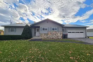 214 Shepherd St, Johnson Creek, WI 53038 - Photo 1