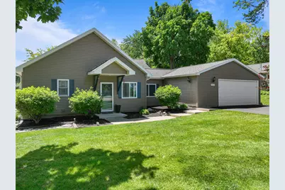 163  Fontana Ave, Fontana, WI 53125 - Photo 1