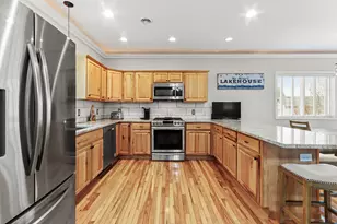 163 Fontana Ave, Fontana, WI 53125 - Photo 17