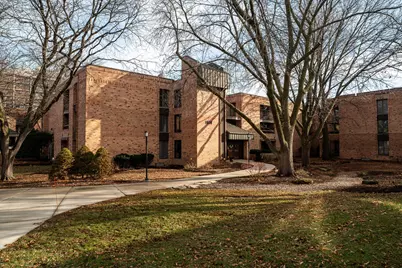 1818 E Shorewood Blvd #207, Shorewood, WI 53211 - Photo 27