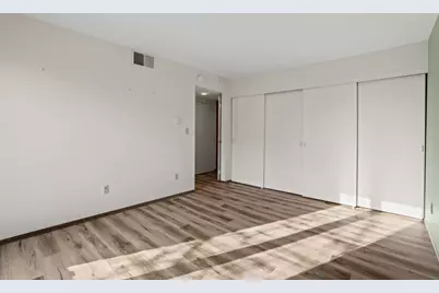 1818 E Shorewood Blvd #207, Shorewood, WI 53211 - Photo 15