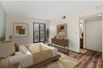 1818 E Shorewood Blvd #207, Shorewood, WI 53211 - Photo 13