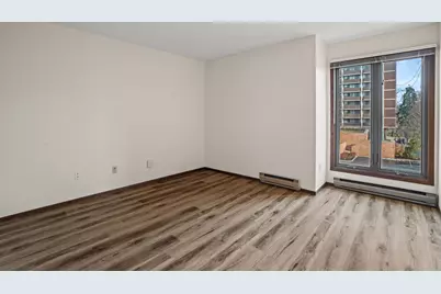 1818 E Shorewood Blvd #207, Shorewood, WI 53211 - Photo 17