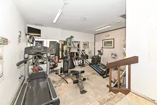 4215 N 100th St, Milwaukee, WI 53222 - Photo 29