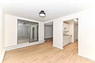 4215 N 100th St, Milwaukee, WI 53222 - Photo 11