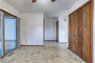 7850  W Van Beck Ave #7852, Milwaukee, WI 53220 - Photo 27