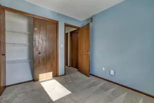 7850 W Van Beck Ave, Milwaukee, WI 53220 - Photo 15