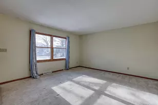 7850 W Van Beck Ave, Milwaukee, WI 53220 - Photo 23