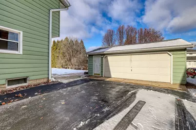 7850  W Van Beck Ave #7852, Milwaukee, WI 53220 - Photo 41