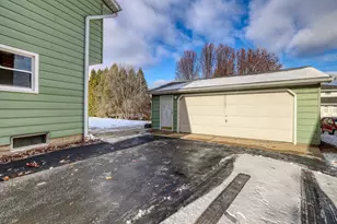 7850 W Van Beck Ave, Milwaukee, WI 53220 - Photo 41