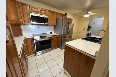 7225  Mariner Dr #5, Racine, WI 53406 - Photo 7