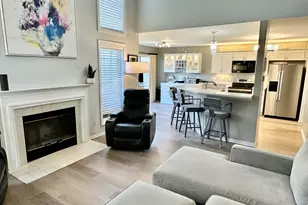 1737 Woodland Dr, Geneva, WI 53147 - Photo 3