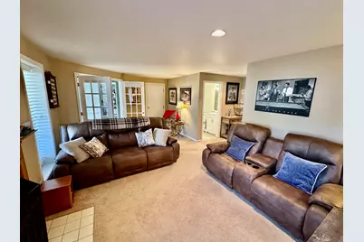 1737  Woodland Dr, Geneva, WI 53147 - Photo 27