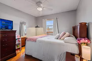 8527 W Allerton Ave, Greenfield, WI 53228 - Photo 15