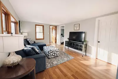 3448 S Illinois Ave, Milwaukee, WI 53207 - Photo 3